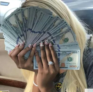 ДЕВОЧКИ ПРИГЛАШАЕМ МНОГО РАБОТЫ